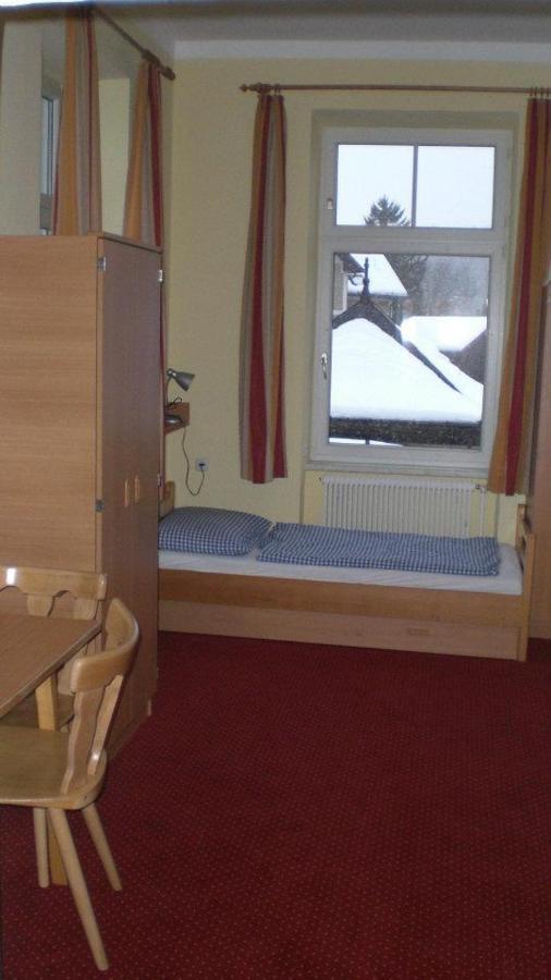 Hotel Luise Wehrenfennig & Haus Eva Bad Goisern Pokoj fotografie